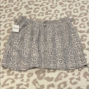 BNWT Free People snakeskin mini adjustable skirt. Size 10